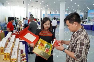 Khai thác lợi thế bản địa, phát triển hệ sinh thái sản phẩm OCOP
