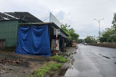Lối ra cho hàng chục hộ dân 'mắc kẹt' trong lòng di tích ở Quảng Trị