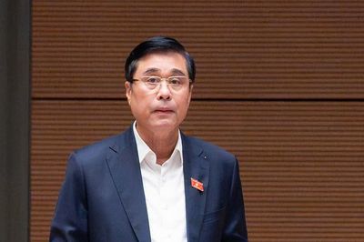 ĐBQH đề nghị giảm thuế tiêu thụ đặc biệt với xăng các loại về 0%