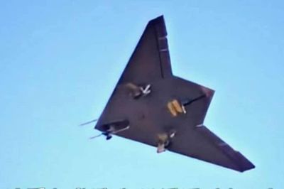 Khám phá UAV tàng hình GJ-21 Trung Quốc bố trí trên tàu đổ bộ tấn công Type 076