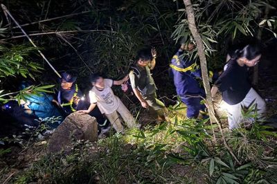 Rủ nhau đi leo núi, 2 nữ sinh viên khiến lực lượng chức năng phải vào cuộc