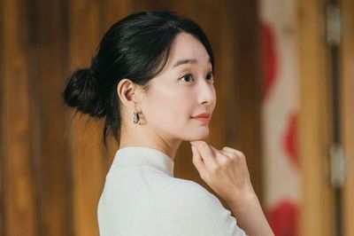 Shin Min Ah tiết lộ bí quyết giữ dáng ở tuổi 42: Thay đổi chế độ ăn, từ bỏ một bộ môn làm đẹp quen thuộc