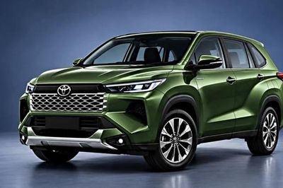 Toyota Innova Cross mới chốt lịch ra mắt tháng 11