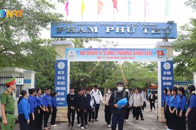 Lan tỏa mô hình 'Vì cổng trường bình yên'