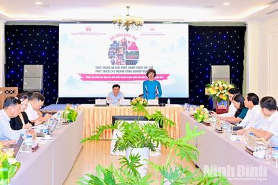 Hội thảo khoa học: Hoàn thiện thể chế phát triển các ngành công nghiệp văn hóa