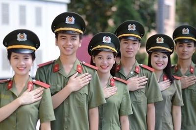 Sáp nhập một loạt trường công an