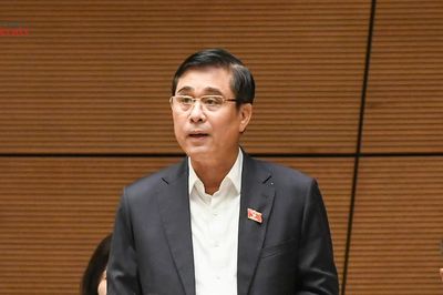 Điều chỉnh đơn giá hợp đồng xây lắp theo hướng chia sẻ rủi ro giữa ngân sách với nhà thầu