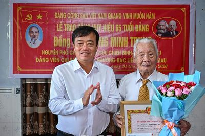 Trân trọng sự cống hiến của đảng viên cao niên