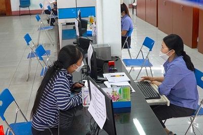 Ga Sài Gòn vắng tanh ngày đầu mở bán vé tàu Tết 2022