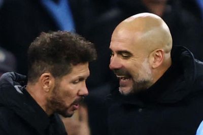 Khi Guardiola cho Man City diễn nhiều vai