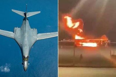 Video máy bay ném bom B-1B Lancer của Mỹ bốc cháy ngùn ngụt
