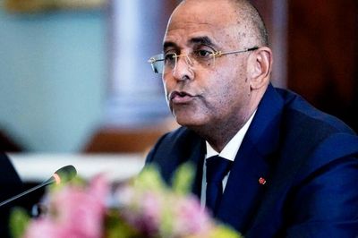 Điện mừng ông Patrick Achi được tái bổ nhiệm Thủ tướng Côte d'Ivoire