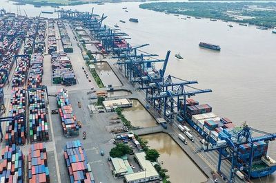 Bộ Tài chính tiếp tục đề nghị TP HCM sửa quy định thu phí hạ tầng cảng biển