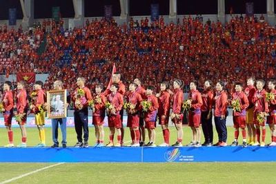 Tặng bằng khen của Thủ tướng Chính phủ cho 305 vận động viên xuất sắc tại SEA Games 31