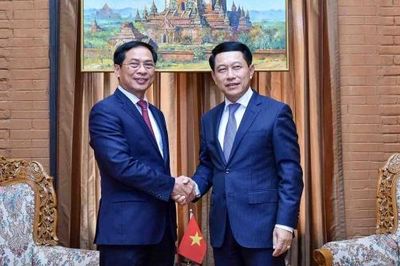 Bộ trưởng Ngoại giao Bùi Thanh Sơn gặp Phó Thủ tướng, Bộ trưởng Ngoại giao Lào