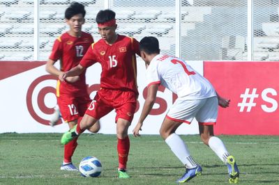 Đội tuyển U19 quốc gia: Đình Bắc phải khâu 5 mũi
