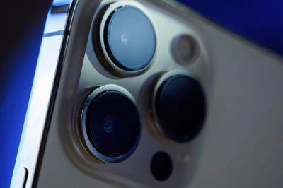 Apple thay đổi chiến lược với iPhone