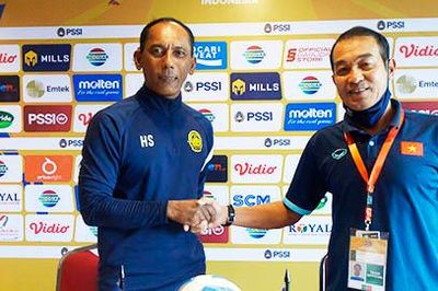 HLV U19 Malaysia: 'U19 Việt Nam có nhiều cá nhân xuất sắc'