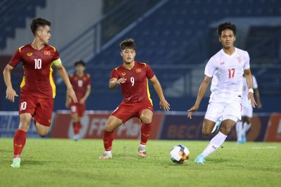 U19 Việt Nam thắng Myanmar 2-0 trong trận ra quân