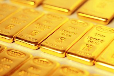 Giá vàng thế giới giảm do đồng USD mạnh lên