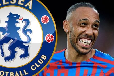Chelsea chi 25 triệu bảng rước về Aubameyang