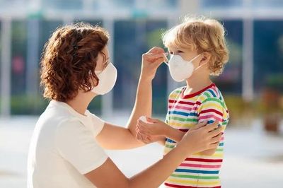 Virus Adeno nhiều trẻ đang nhiễm nguy hiểm ra sao? Nên làm gì để bảo vệ trẻ?