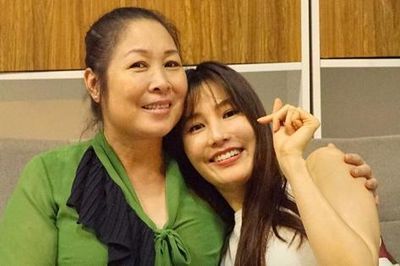 Diễm My, Hồng Vân xúc động chia tay đoàn phim 'Giấc mơ của mẹ'