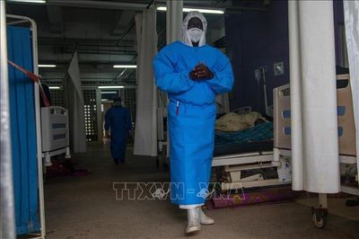 WHO thử nghiệm lâm sàng vaccine mới phòng Ebola tại Uganda