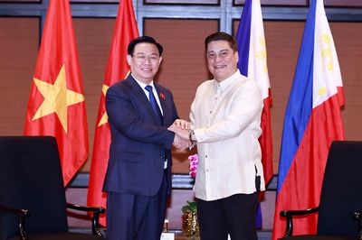 Thông qua Nghị quyết tăng cường hợp tác Nghị viện Philippines - Việt Nam
