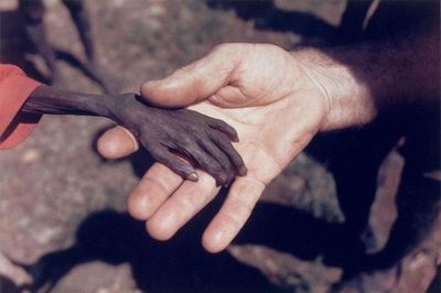 Những bức hình ám ảnh nhất mọi thời đại khiến người xem quặn lòng