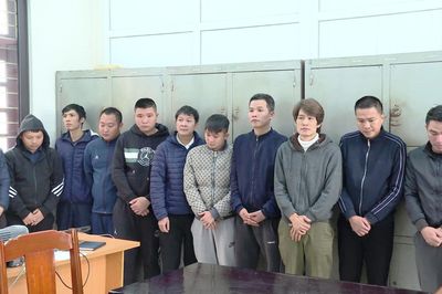 Công an Thanh Hóa triệt xóa hai đường dây cá độ bóng đá hơn trăm tỷ đồng