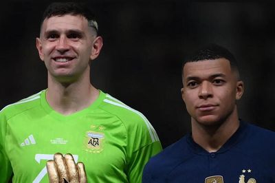 Martinez phủ nhận chế nhạo Mbappe