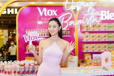 Giới trẻ đổ xô checkin tại sự kiện 'Uống Cực Chill, Fill Cảm Xúc' cùng hoa hậu Lương Thùy Linh