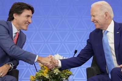 Tổng thống Mỹ Joe Biden thăm Canada: Muộn còn hơn không