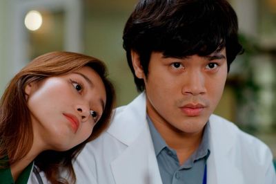 Sau 'Hậu duệ mặt trời' Khả Ngân tiếp tục làm bác sĩ trong 'Good doctor' phiên bản Việt