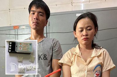 Bắt 2 đối tượng mua bán trái phép chất ma túy