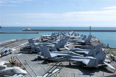 Mỹ: Tàu sân bay Ronald Reagan tập trận gần đảo Iwo Jima của Nhật Bản