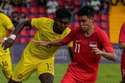U22 Malaysia vùi dập Singapore 7-0