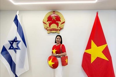 Cải cách hành chính - cầu nối vững chắc giữa kiều bào và quê hương