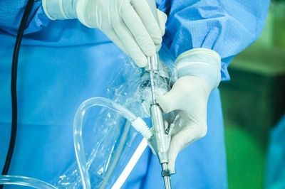 Bệnh lý cột sống: Bước tiến khoa học từ các kỹ thuật ít xâm lấn thế hệ mới