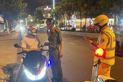 Khánh Hòa: Tăng cường quản lý du khách nước ngoài