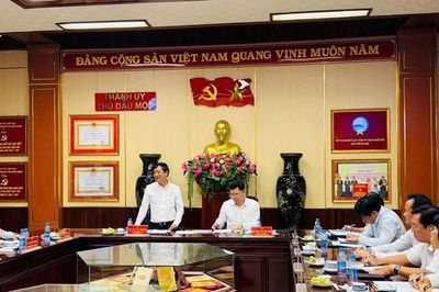 Chủ tịch HĐND TPHCM yêu cầu xử lý dứt điểm dự án treo gần 20 năm ở Thủ Dầu Một