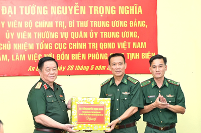 Đại tướng Nguyễn Trọng Nghĩa thăm, làm việc với Đồn Biên phòng Cửa khẩu quốc tế Tịnh Biên