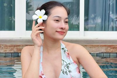 Sara Lưu mang song thai hai con gái