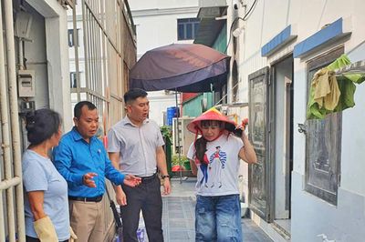 Phường Nếnh quyết liệt mở lối cho khoảng không bị 'khóa kín' phía sau hai dãy nhà