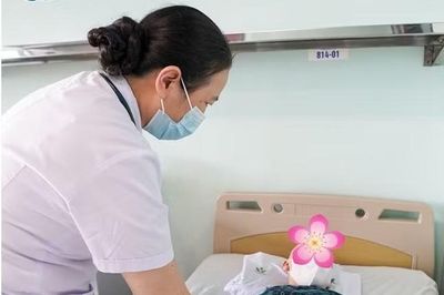 Lần đầu ghép tế bào gốc đồng loài cứu trẻ mắc u lympho nguy hiểm