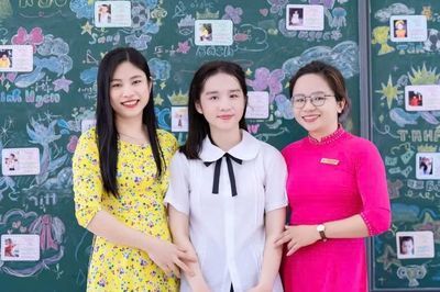 Nữ sinh phố núi chinh phục ngôi thủ khoa chuyên Văn Hà Tĩnh