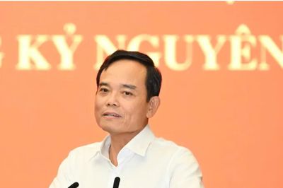 Bí thư Trần Lưu Quang: Mục tiêu thu ngân sách 1 triệu tỷ là phép thử cho TP.HCM