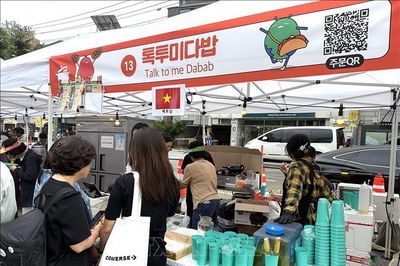 Gian hàng Việt Nam thu hút du khách tại Lễ hội Ẩm thực Thế giới ở Seoul