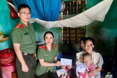 Tình trạng của cháu bé bị mẹ và cậu tâm thần gây hại